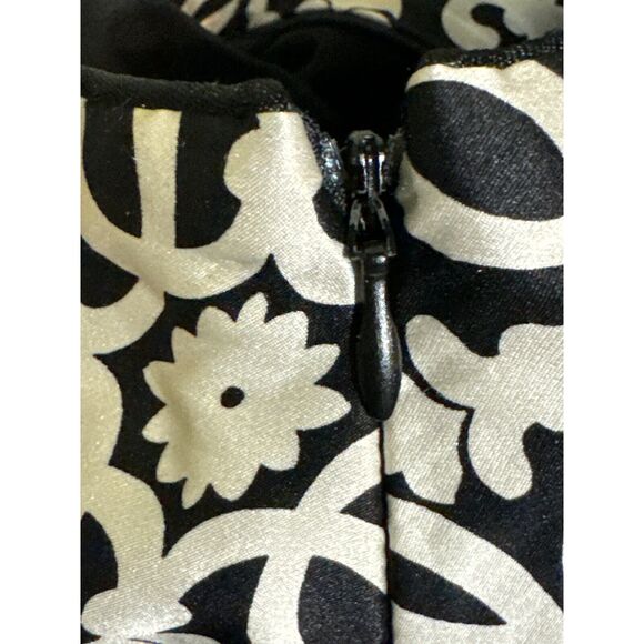 White House Black Market Silk Pleated Mini Skirt Size 6 | Classy Party Chic - Picture 8 of 8